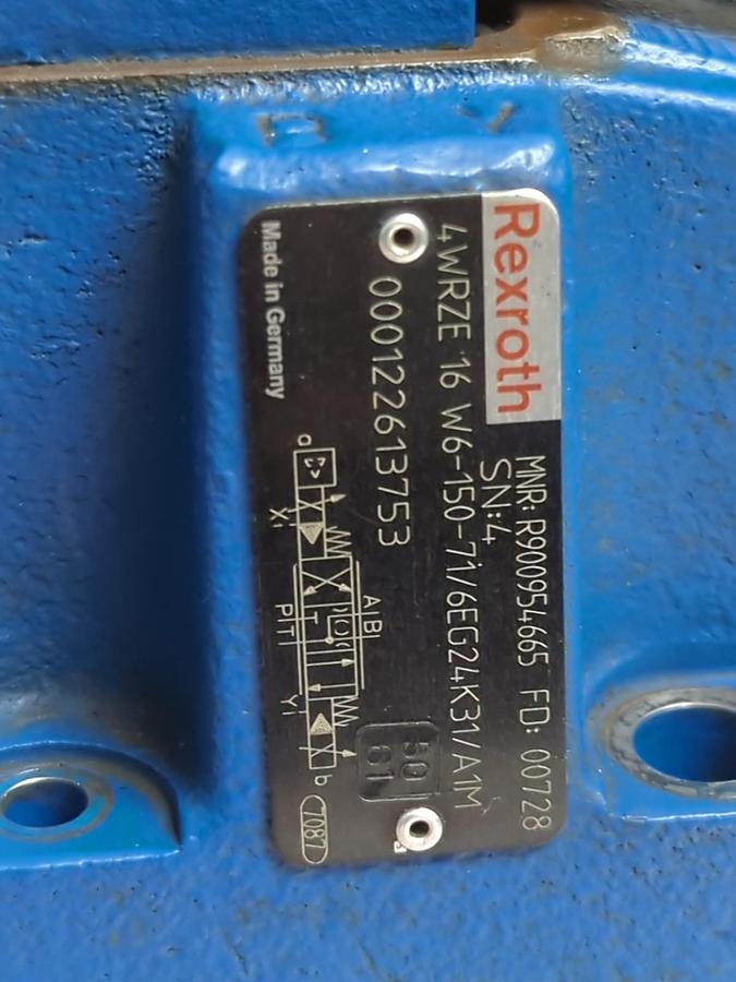 Used REXROTH,4WRZE 16 W6-150-71/6EG24K31/A1M,HYDRAULIC SOLENOID VALVE PRE-OWNED