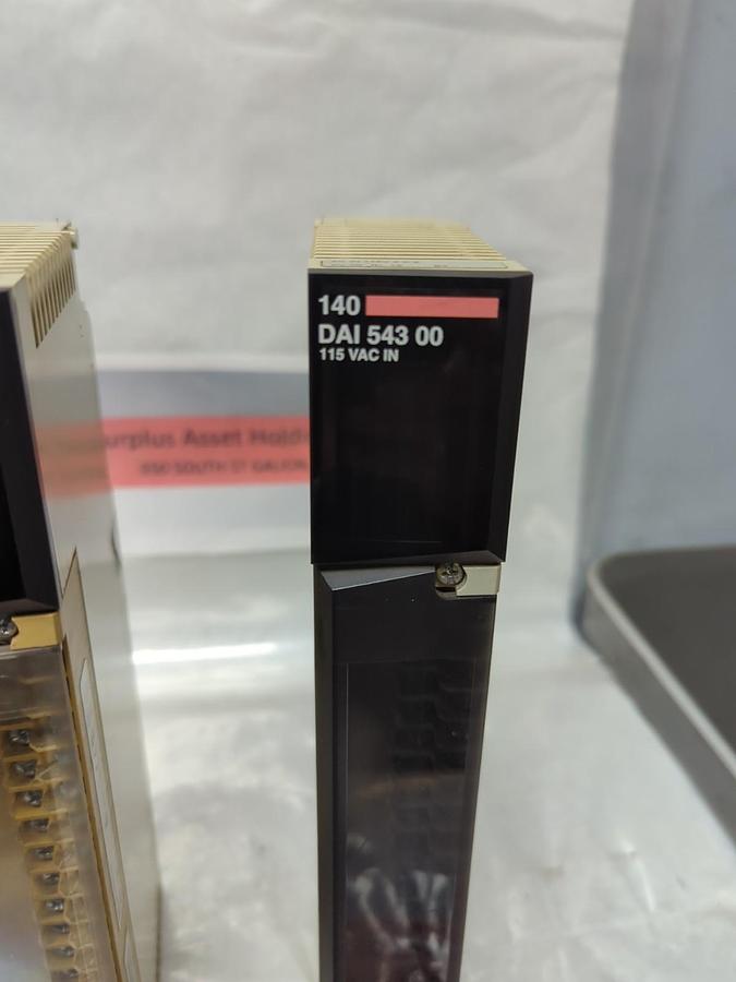 Used SCHNEIDER AUTOMATION,140 DAI 543 00,TSX QUANTUM 115 VAC MODULE LOT OF 2 USED