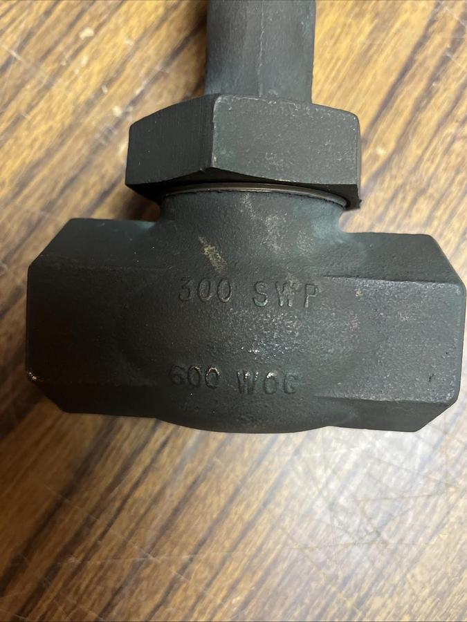 Used NIBCO,1",BRASS GATE VALVE 300 SWP 600 WOG