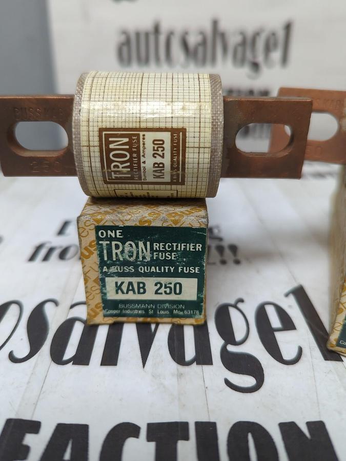 COOPER BUSSMANN,KAB-250,RECTIFIER 250 AMP FUSES LOT OF 2 NOS