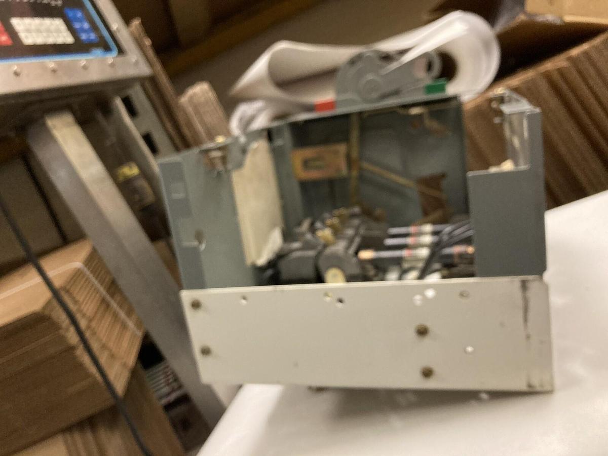 Used Allen Bradley,2100 2192F,60 Amp 12 INCH Fused MCC Disconnect Feeder Bucket