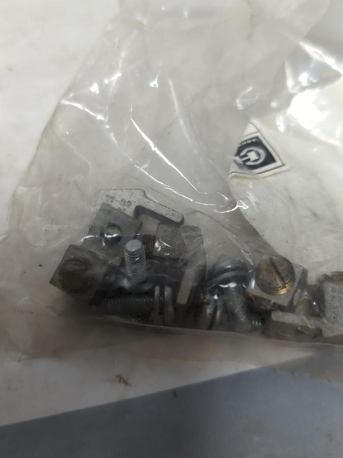 CUTLER HAMMER,C325KAL1,LUG KIT NOS