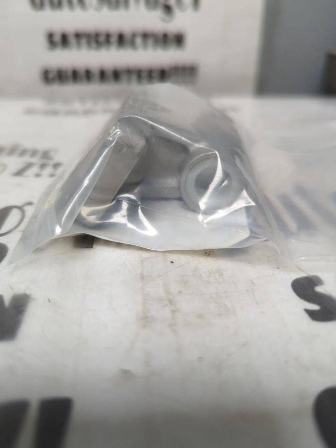 Used FESTO,LNG-40  33891,CLEVIS FOOT MOUNT NEW