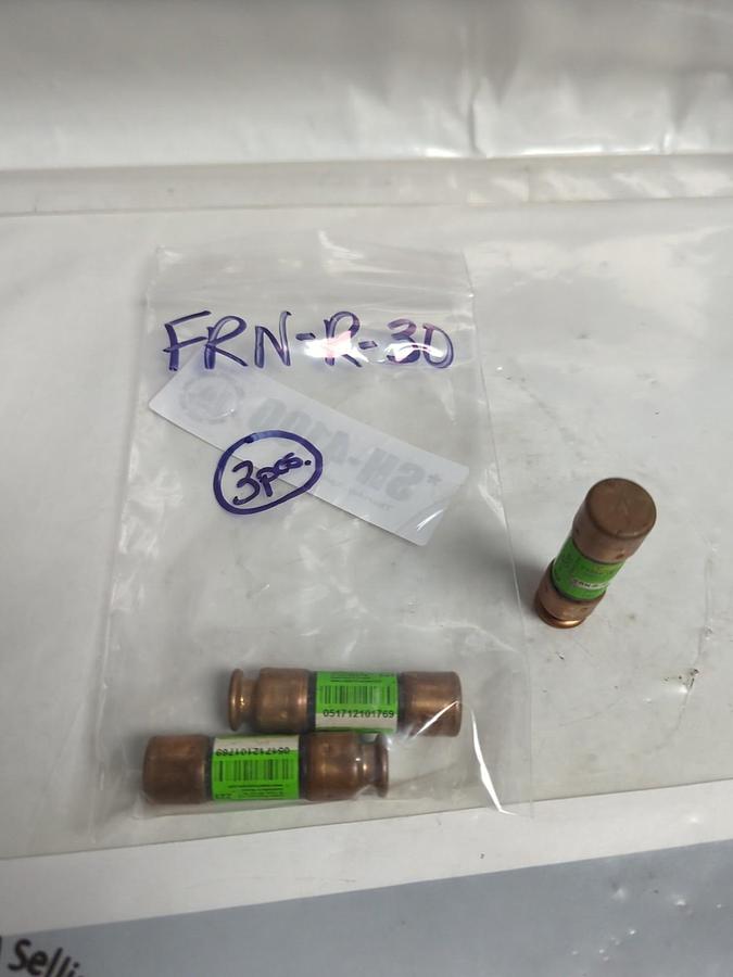 Used COOPER BUSSMANN,FRN-R-30,FUSETRON 30 AMP FUSE LOT OF 3 PRE-OWNED