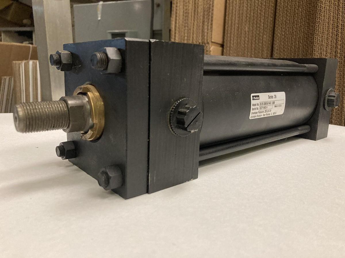 Parker,03.25 CBB2AU14AC 6.500,Pneumatic Cylinder