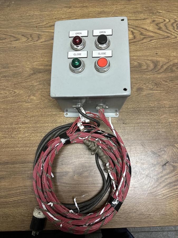 Used SCE,8x8x6,Enclosure W/A-B 1606-XLP Power Supply and IDEC Push Buttons