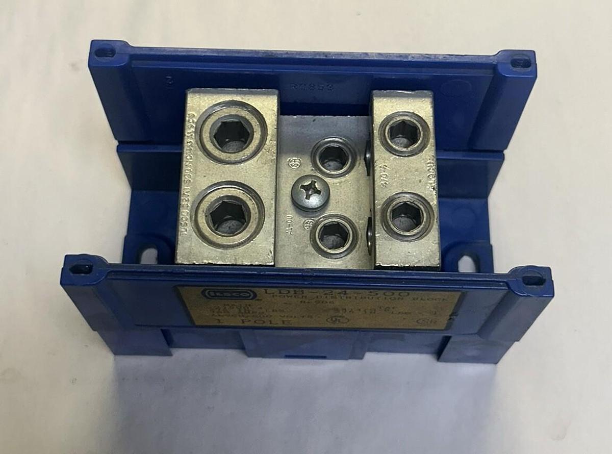 Used ILSCO,LDB-24-500,POWER DISTRIBUTION BOX
