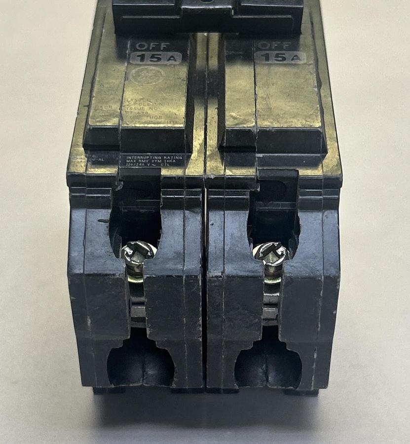 Used GENERAL ELECTRIC,THQB215,CIRCUIT BREAKER 15A 120/240V 2P