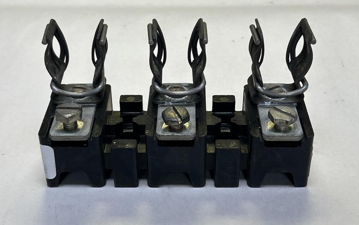 Used ALLEN BRADLEY,40023-440-08,DISCONNECT FUSE BLOCK 60A 600V