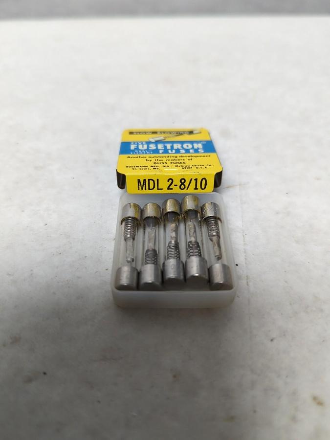 COOPER BUSSMANN,MDL 2-8/10,GLASS FUSE PACK OF 5 NOS