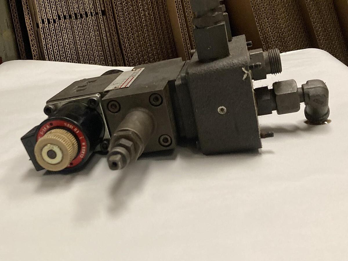 Used Atos,DHU-0711/13/HG-013/250,Hydraulic Directional Control Solenoid Valve