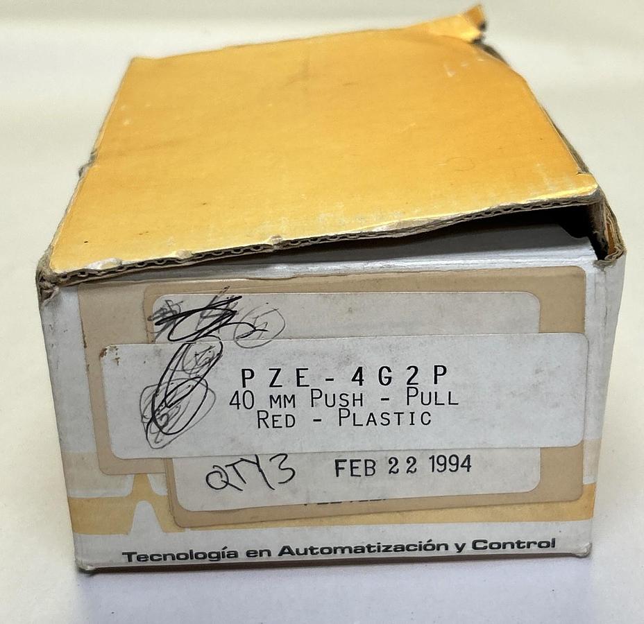 AGUT,PZE-4G2P,RED PUSH PULL BUTTON LOT OF 3 NOS