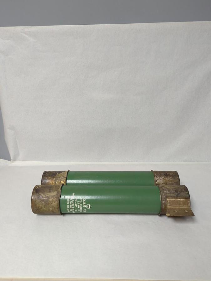 Used WESTINGHOUSE,GCLS25,STYLE 6379D26H20 DOUBLE BARREL FUSE 390 AMP 5.5KV PRE-OWNED