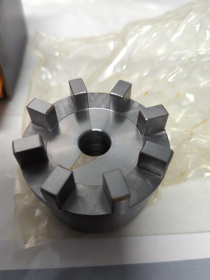 TIMKEN,QF15XPB,COUPLING HUB SIZE 15 NOS
