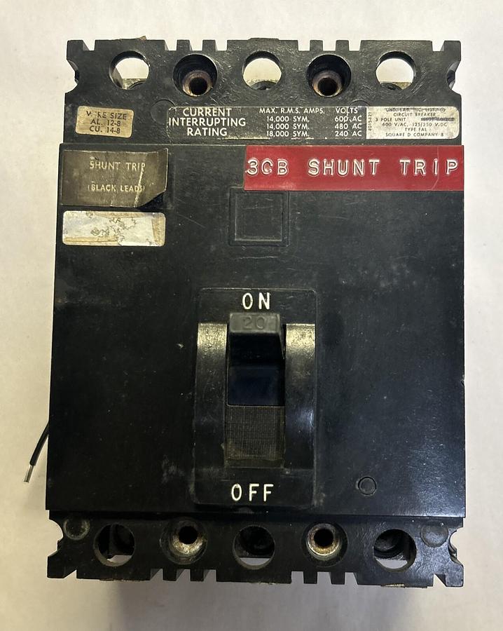 Used SQUARE D,FAL36020,CIRCUIT BREAKER 20A 600V 3P