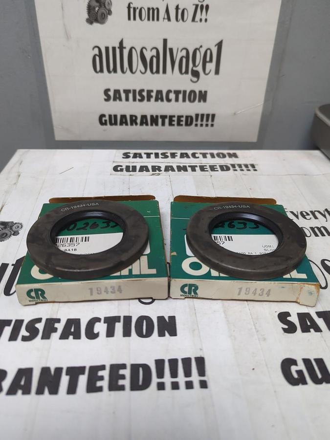 CHICAGO RAWHIDE,19434,OIL SEALS 1.938 IN X 3.256 IN LOT OF 2 NOS