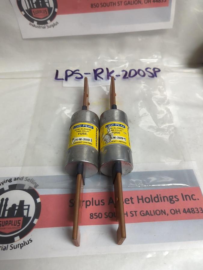 Used COOPER BUSSMANN,LPS-RK-200SP,LOW-PEAK 200 AMP FUSE LOT OF 2 PRE-OWNED
