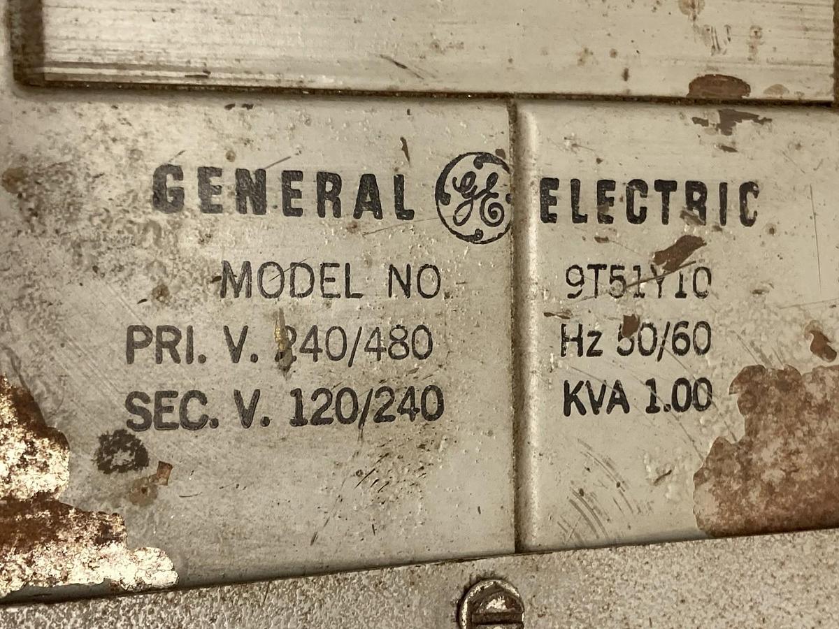 Used General Electric,Model 9T51Y10,Transformer 3KVA 50/60Hz 240/480V