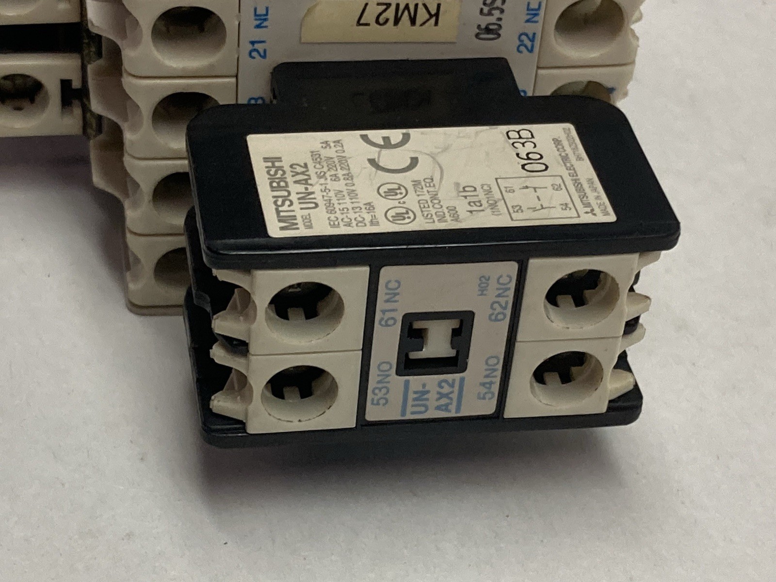 Used Mitsubishi,S-N11,Magnetic Contactor 20A w/ UN-AX2 Relay