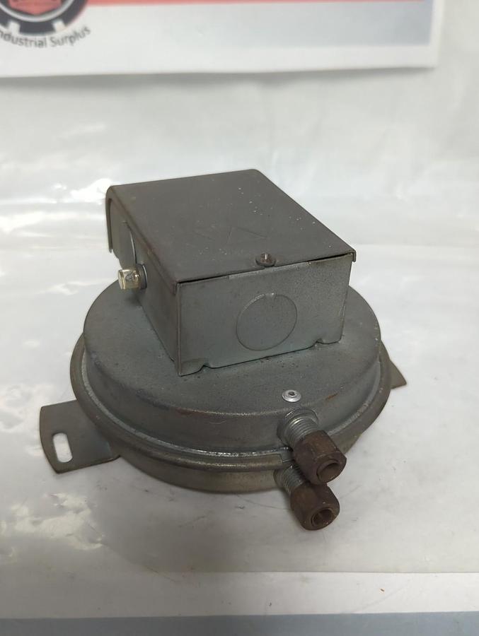 Used TDI,AP5014-60,ADJUSTABLE AIR PRESSURE SWITCH PRE-OWNED