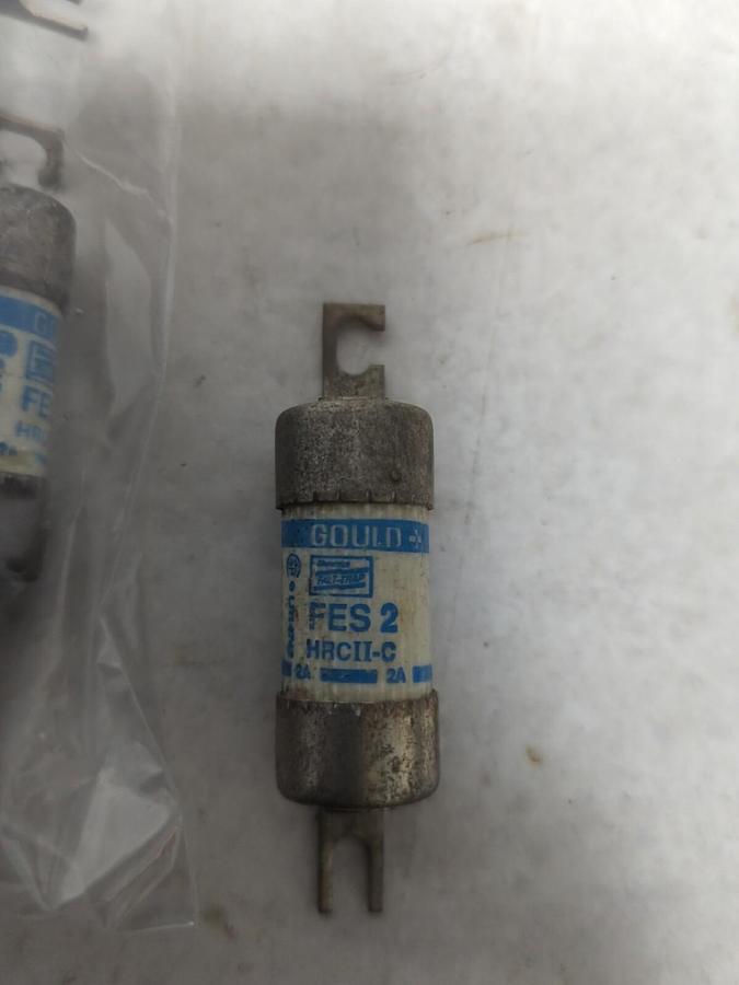 Used GOULD,FES-2,BOLT ON FUSE HRCII-C LOT OF 10 PRE-OWNED