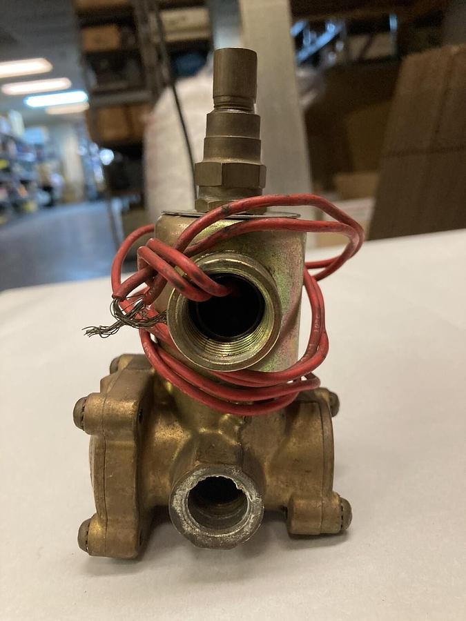 Used Skinner,LP5DB3150,Solenoid Valve 10-150PSI 10 Watts 120/60V