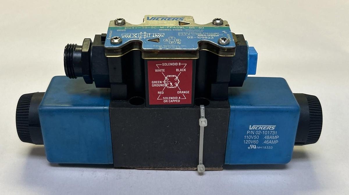 Used VICKERS,DG4V-3S-6C-M-FPA5WL-B5-60,HYDRAULIC DIRECTIONAL CONTROL SOLENOID VALVE