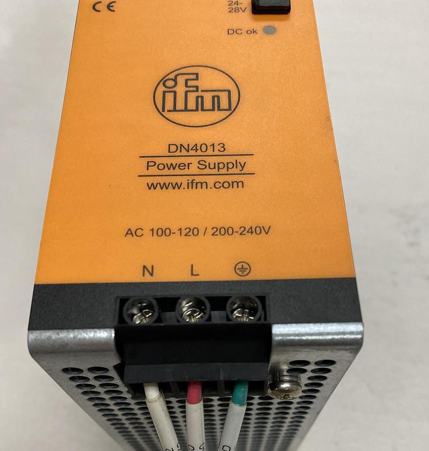Used IFM,DN4013,Power Supply 24-28V DC 100-120/200-240V AC