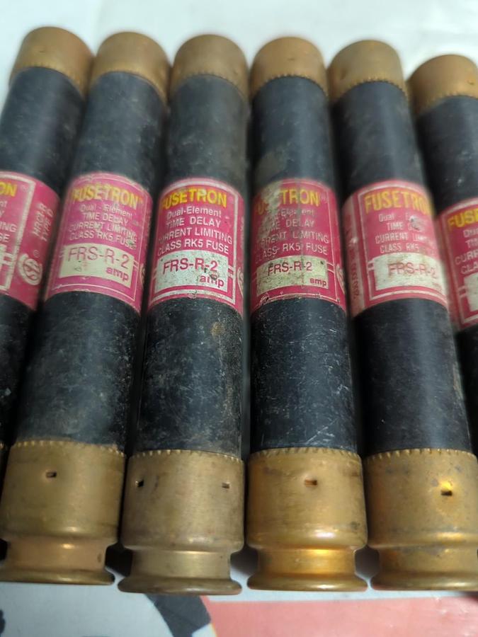 Used COOPER BUSSMANN,FRS-R-2,FUSETRON 2 AMP FUSE LOT OF 10 PRE-OWNED
