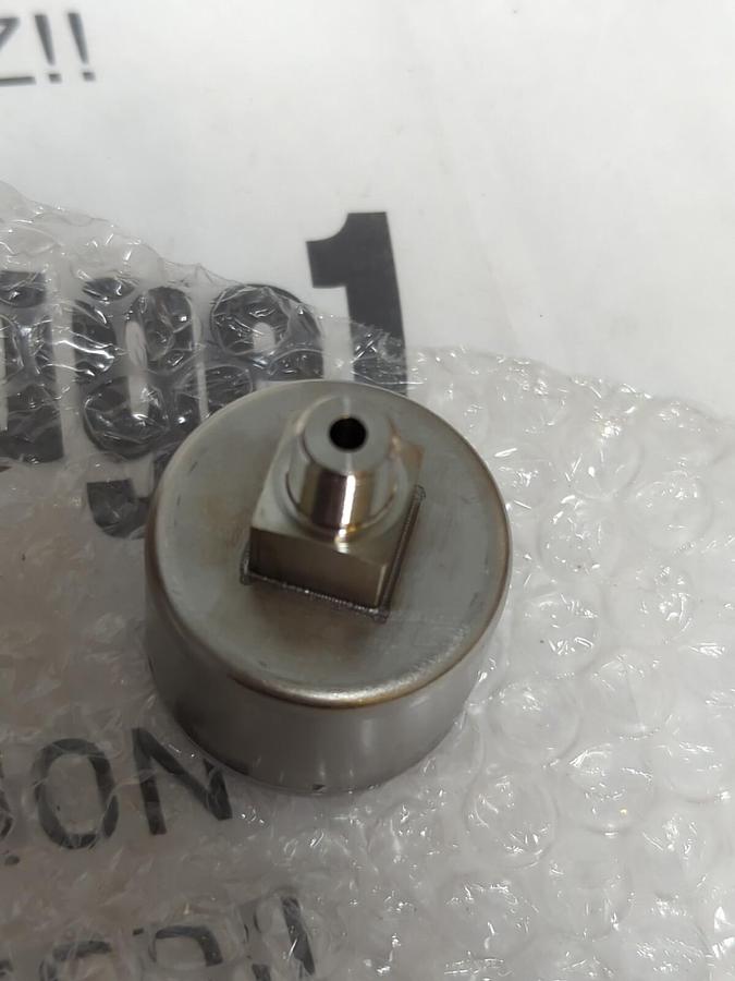 WIKA,52862376,TYPE 131.11 GAUGE 1-1/2 INCH FACE 1/8 INCH BACK NPT