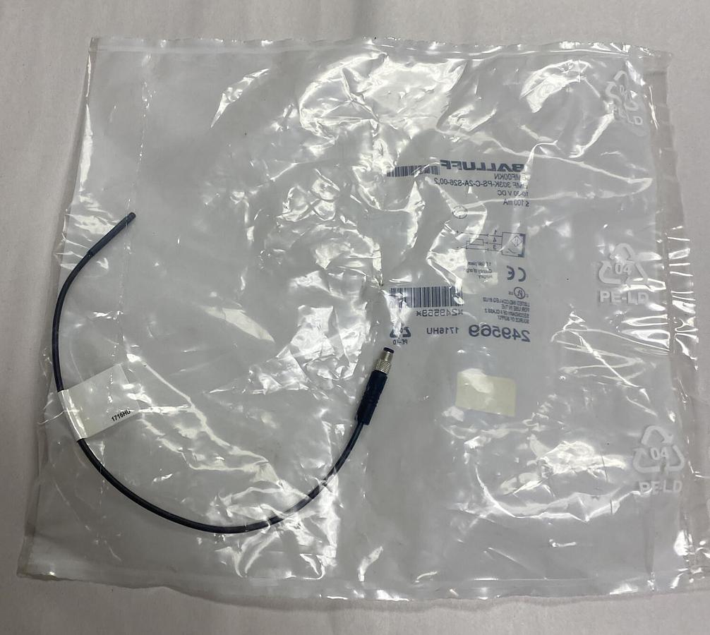 Used BALLUFF,BMF 303K-PS-C-2A-S26-00 2, MAGNETIC FIELD SENSOR NEW
