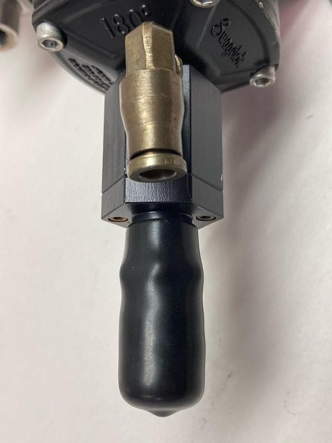 Swaglok,Model 151-DA,Pnuematic Valve Actuator 200 PSI 180 Degrees