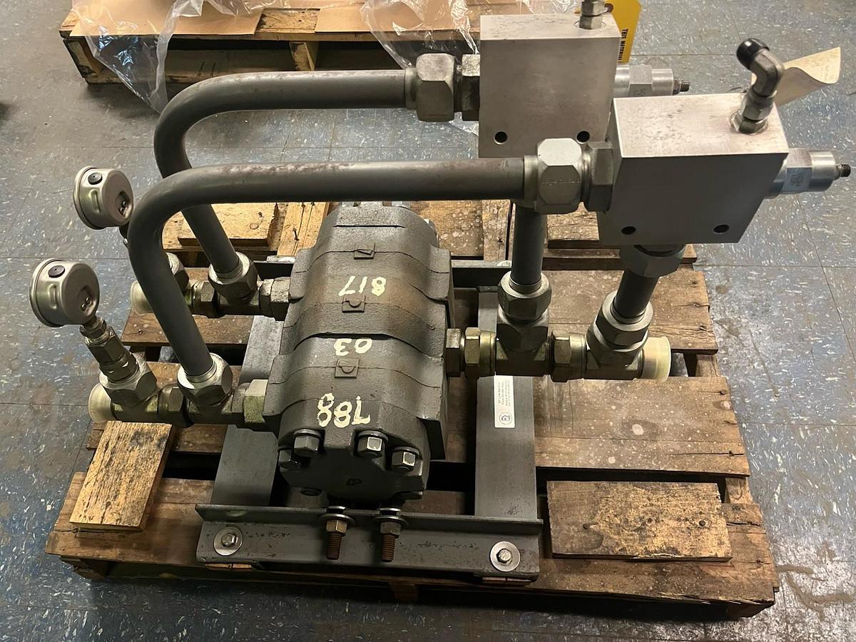 Used RITTER,RT-07-2018-CMP,HYDRAULIC FLOW DIVIDER ASSEMBLY