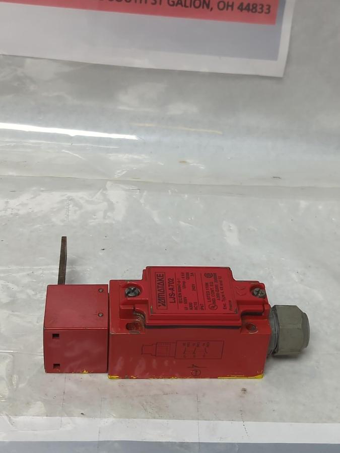 Used YAMATAKE,LJS-A702,SAFETY LIMIT SWITCH PRE-OWNED