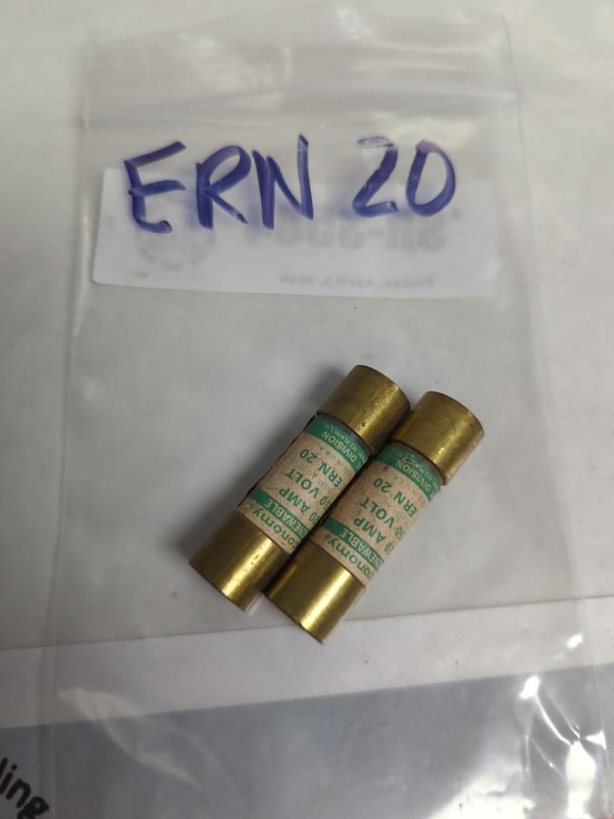 ECONOMY,ERN-20,RENEWABLE 20 AMP FUSE LOT OF 2 PRE-OWNED