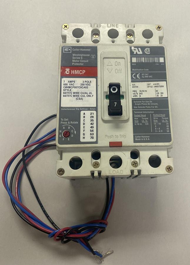 Used CUTLER HAMMER,HMCP007C0CA02,CIRCUIT BREAKER 7A 600V 3P