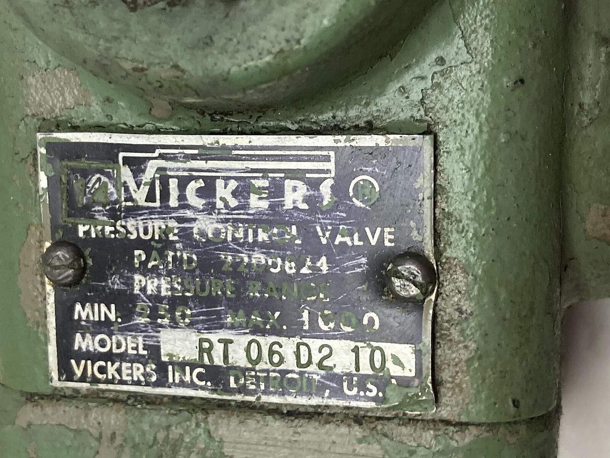 Used Vickers,RT-06-D2-10,Pressure Control Valve 250-1000 Pressure Range