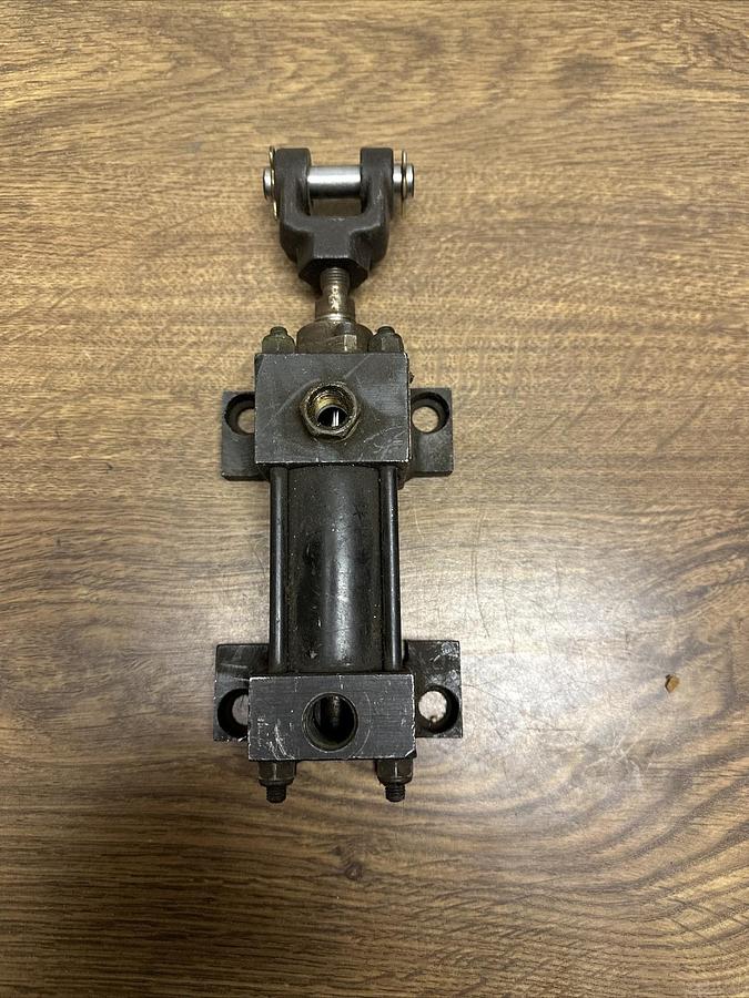 Used Schrader Bellows,FLA100821,2500PSI Hyd Cylinder