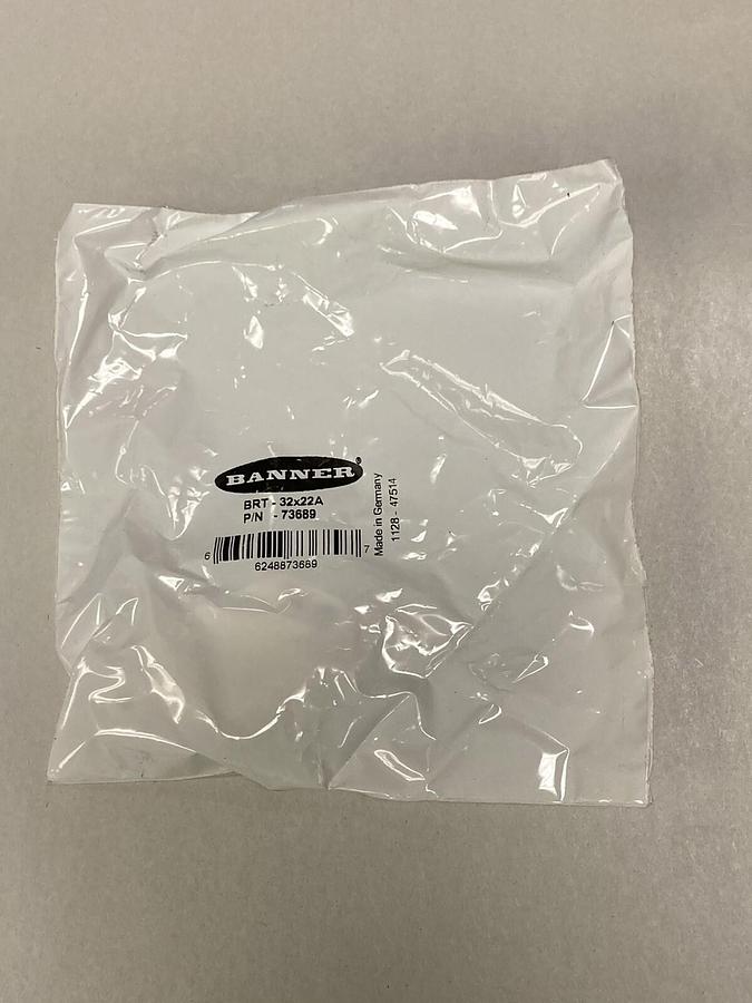 Used Banner,73689,Retroreflector 32x22A