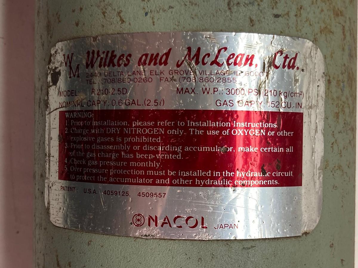 Used Wilkes and McLean,R210-2.5D,Accumulator