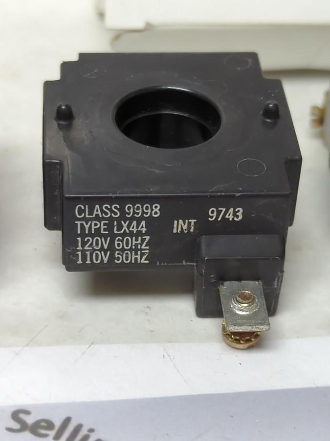 Used SQUARE D,LX44,TYPE 9998 UNLATCH COIL 120V 60HZ 110V 50HZ LOT OF 4 PRE-OWNED