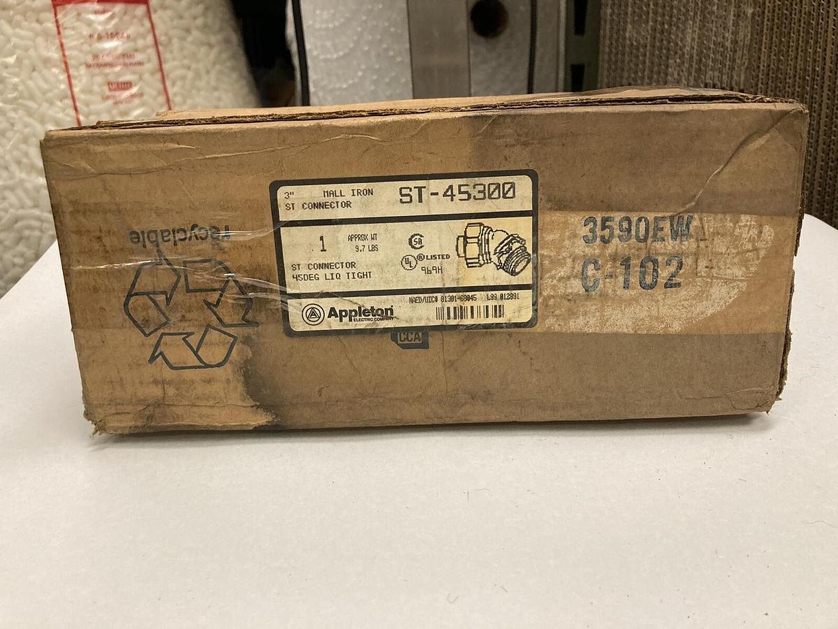 Used Appleton,ST-45300,3 Inch Liquidtight Connector