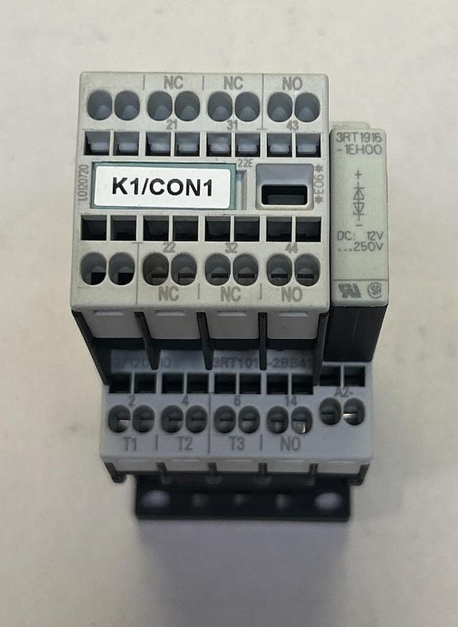 Used SIEMENS,3ZX1012-0RH11-1AA1,CONTACTOR W/ 3RH1911-2HA12 CONTACT BLOCK