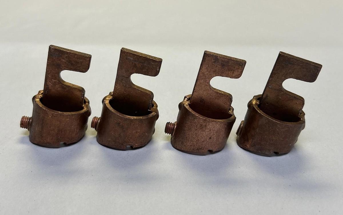 Used BUSSMANN,216-R,FUSE REDUCER LOT OF 4