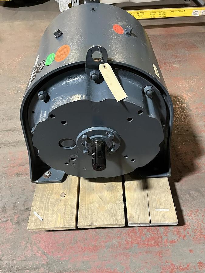 Used FALK,8C4-02AS,ENCLOSED GEAR DRIVE REDUCER RATIO 158.919 INPUT 11.7HP 2000RPM