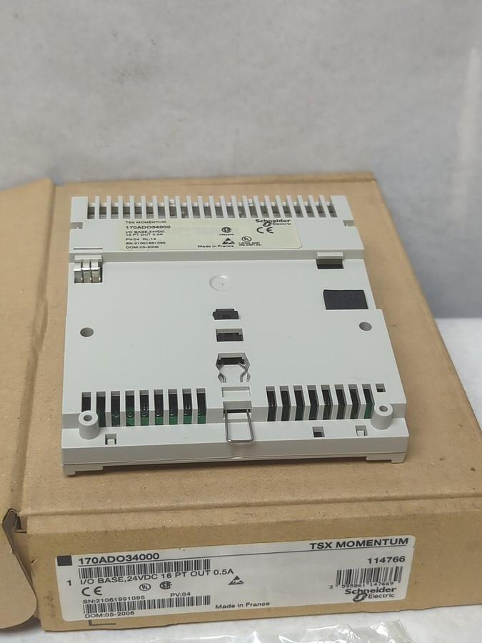 SCHNEIDER ELECTRIC,170ADO34000,TSX MOMENTUM I/O BASE 24VDC 16PT OUT 0.5A NOS