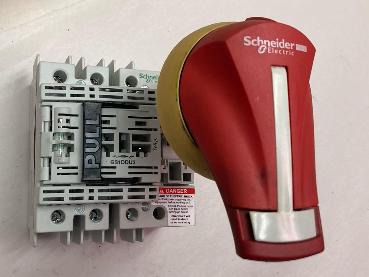 Schneider Electric,GS1DDU3,Fusible Disconnect Switch 600V 30A 50/60hz