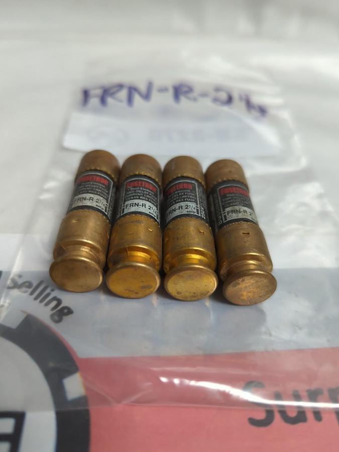 Used COOPER BUSSMANN,FRN-R-2-1/4,FUSETRON 2-1/4 AMP FUSE LOT OF 4 PRE-OWNED