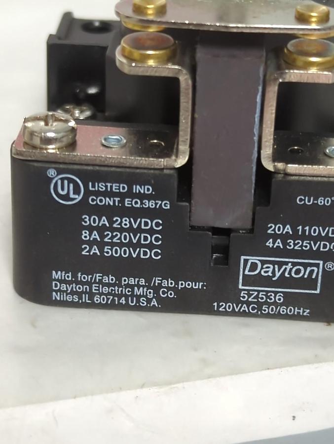 DAYTON,5Z536,RELAY 120VAC 50/60HZ 30A WITH BLOWOUT MAGNET NOS