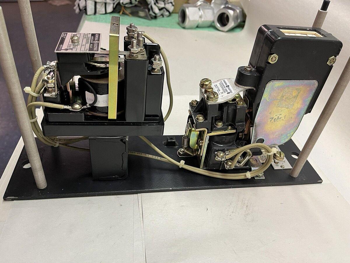 GE,0269A3239-G5302,DC RELAY 1A01EXA002XH CONTACTOR 250VDC 25 AMP